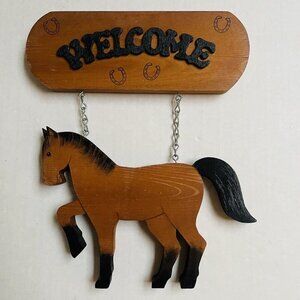 Carved Wood Walking Horse Welcome Wall Hanging Sign Chain Wendys Critters Decor